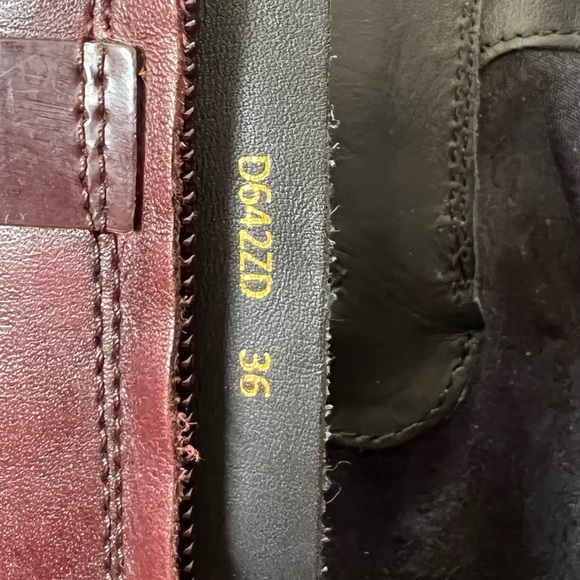 GEOX genuine leather boots in Burgundy. - Picture 5 of 16